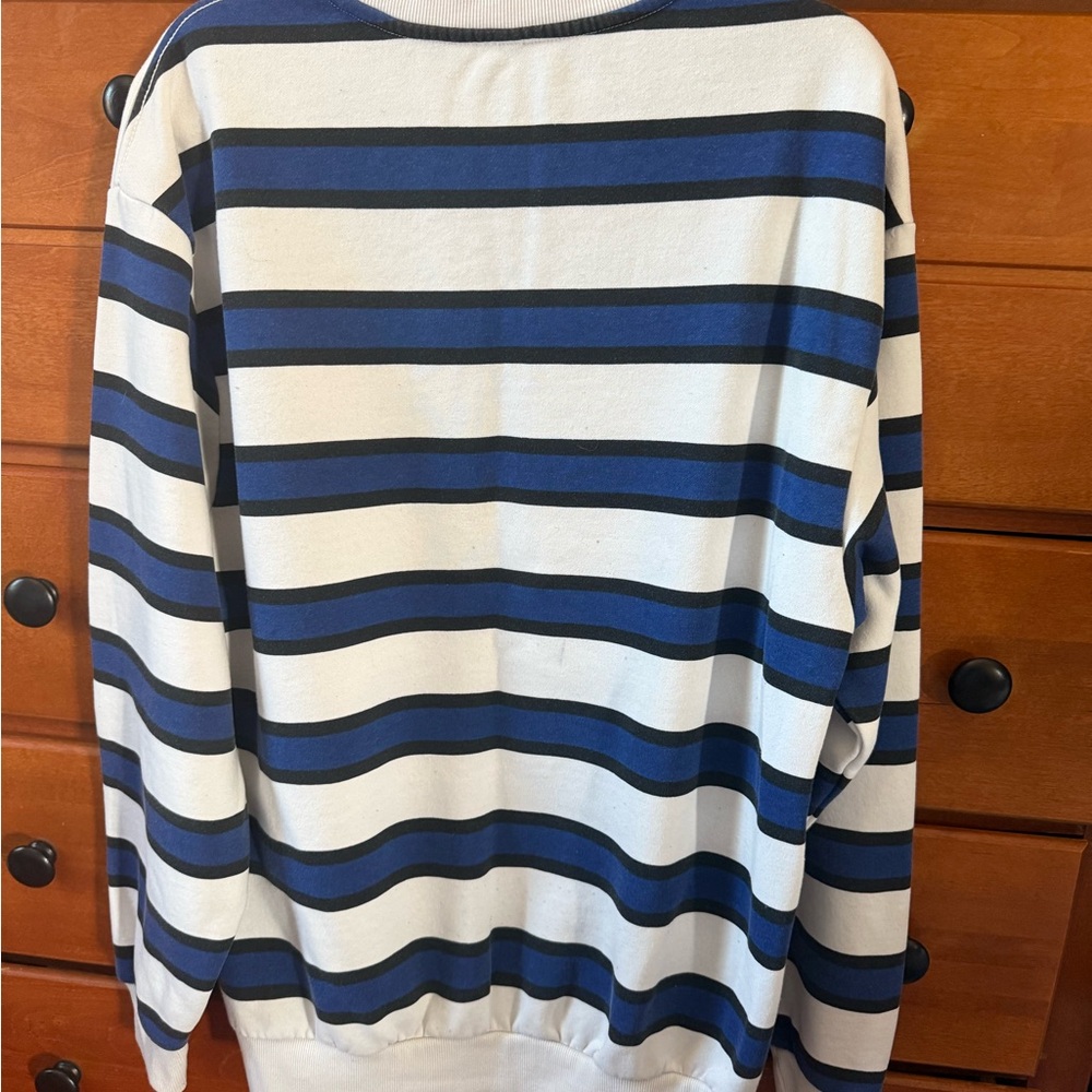 H&M Blue and White Striped Crewneck Sweater - Picture 6 of 6